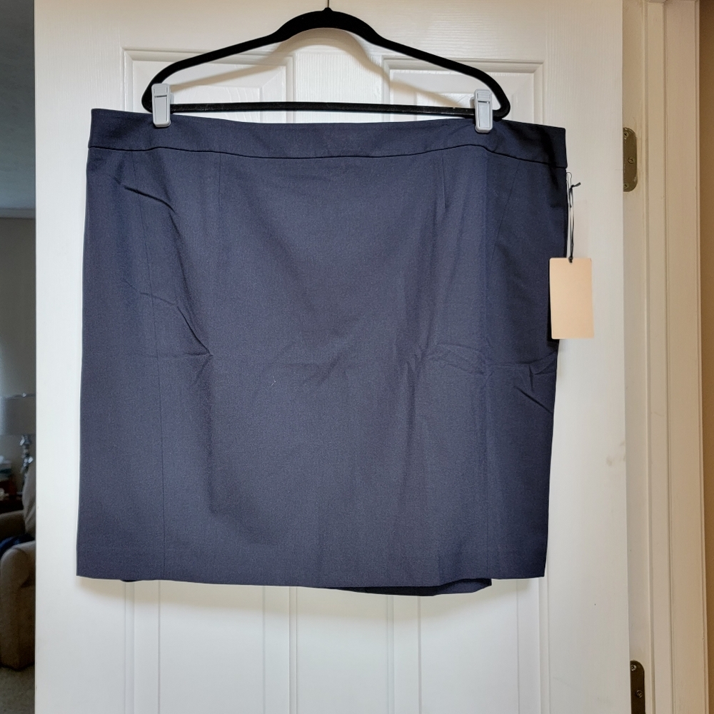 Halogen Woman's Midnight Blue Suit Skirt, 22